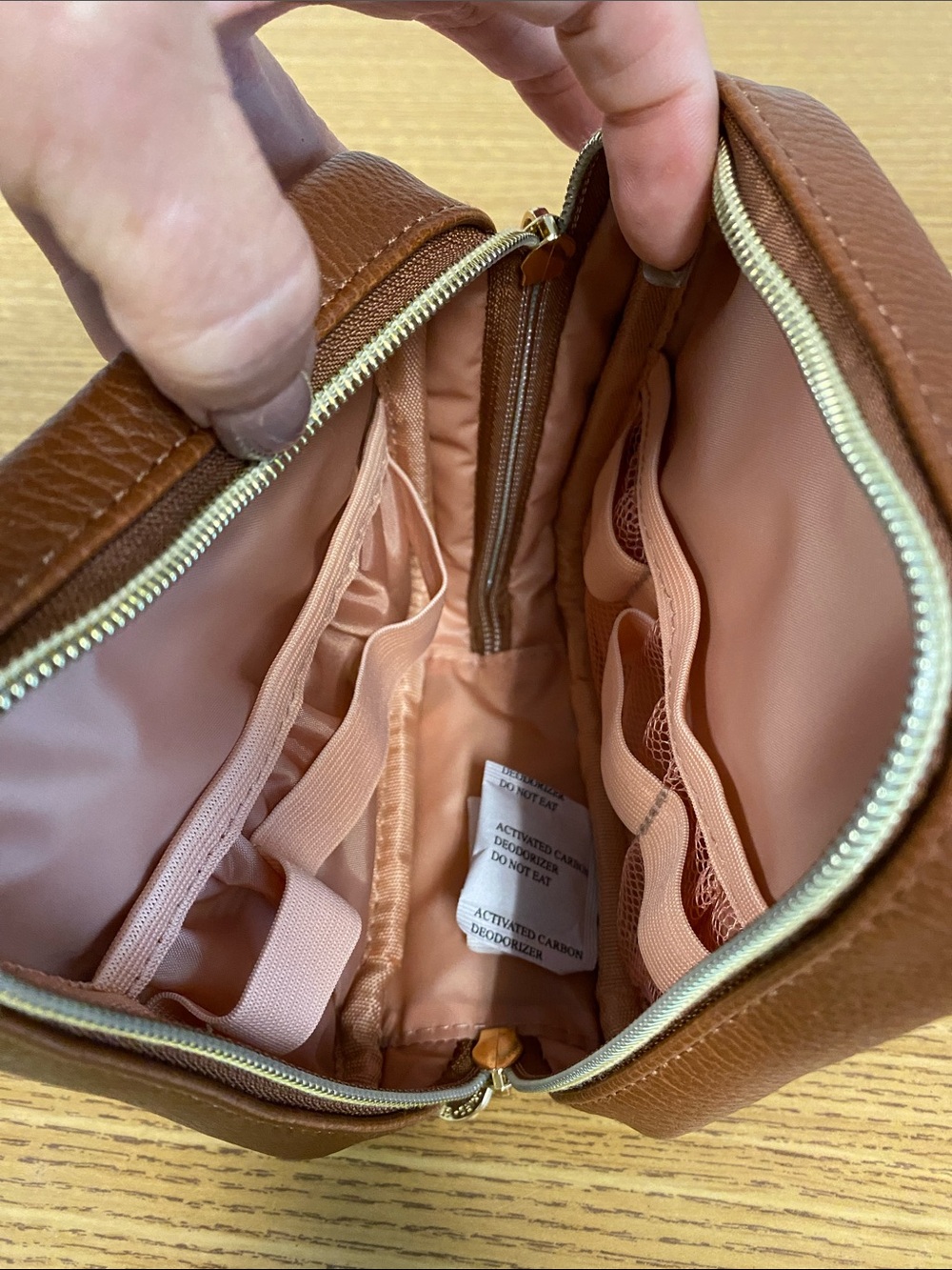 Poppy & Peonies Brown Pebbled Leather Jewelry Case - Picture 5 of 6